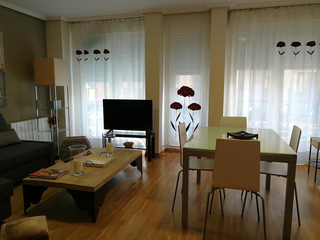 Appartement 18 Torres El Pilar à Saragosse Extérieur photo